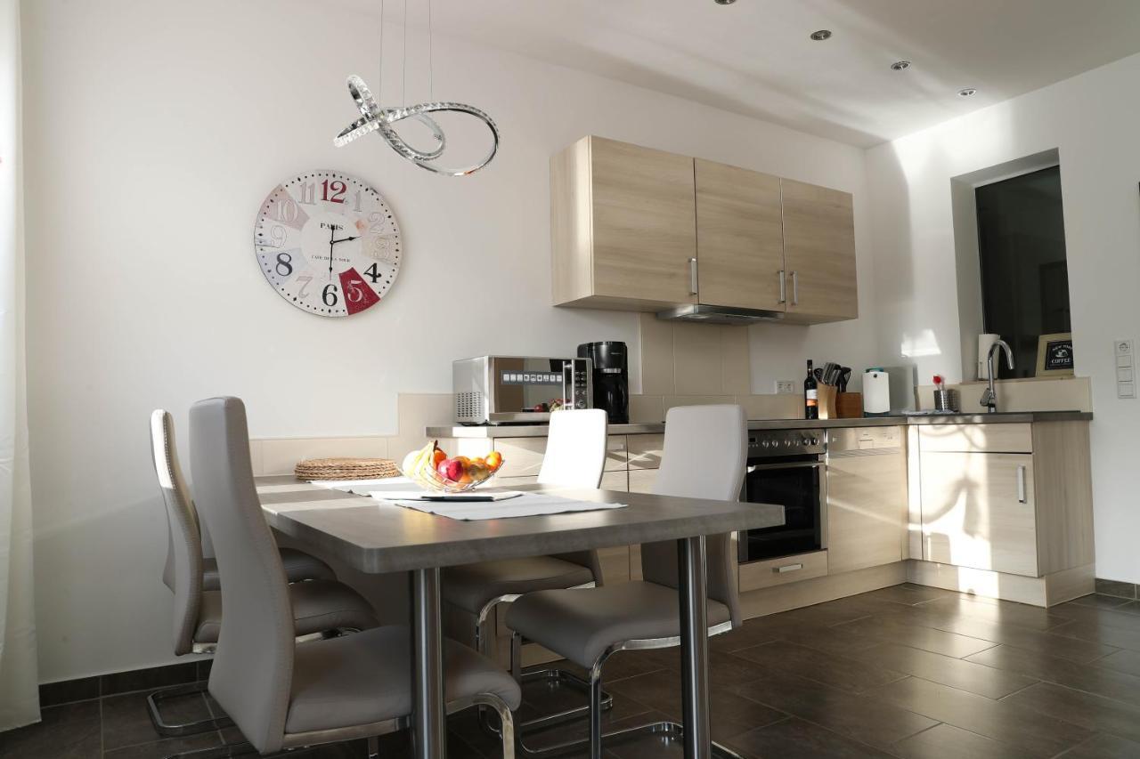 Holidayhaus-Luetsche / Wohnung Schmuecke Frankenhain エクステリア 写真